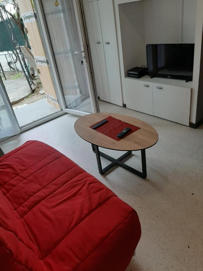 Grand Studio Confort Nimes Exterior foto